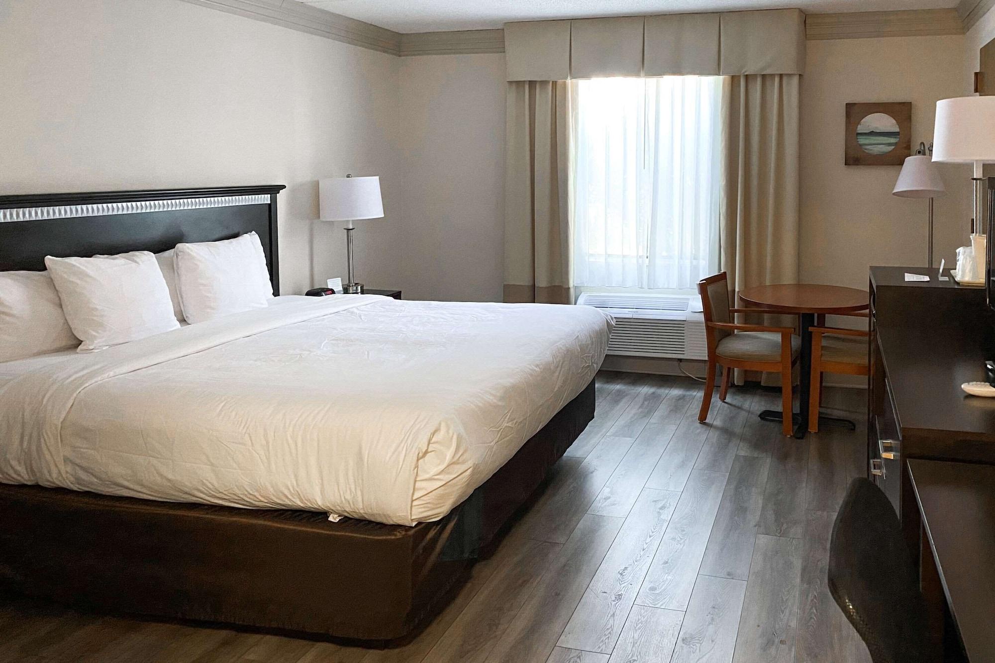 Clarion Hotel & Conference Center Toms River Ngoại thất bức ảnh